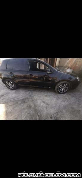 Volkswagen  Golf 5  Karoserija