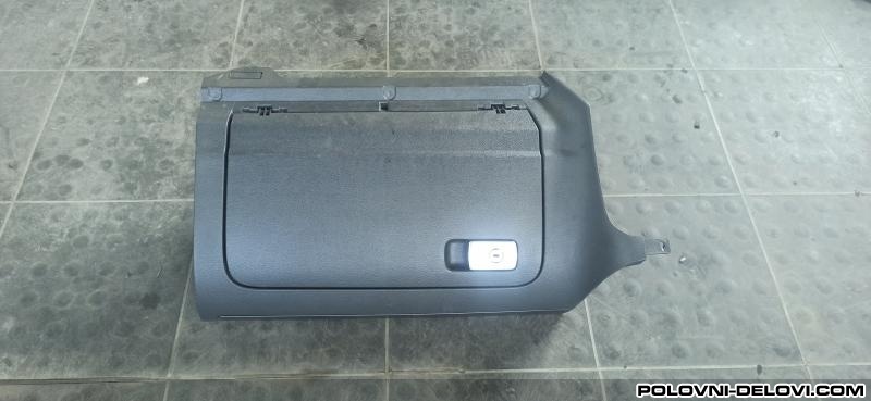 Volkswagen  Golf 5 Kaseta Enterijer