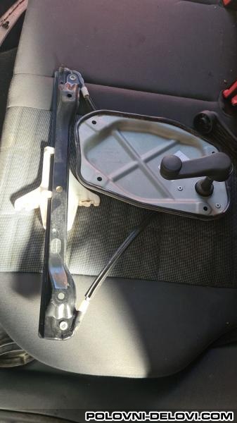 Volkswagen  Golf 5 Podizaci Mehanicki Stakla