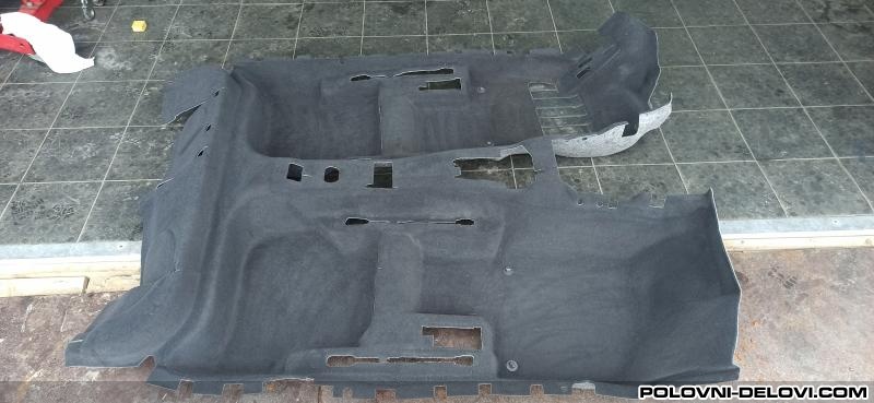 Volkswagen  Golf 5 Tepih Kabine Enterijer