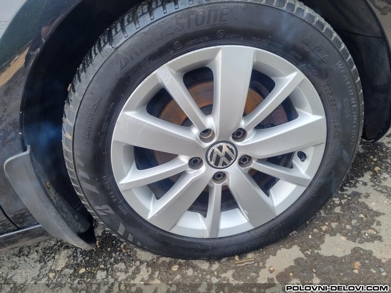 Volkswagen  Golf 6  Kompletan Auto U Delovima