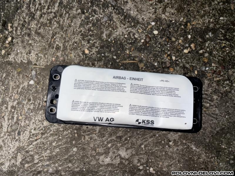 Volkswagen  Golf 7 Airbag U Tabli Enterijer