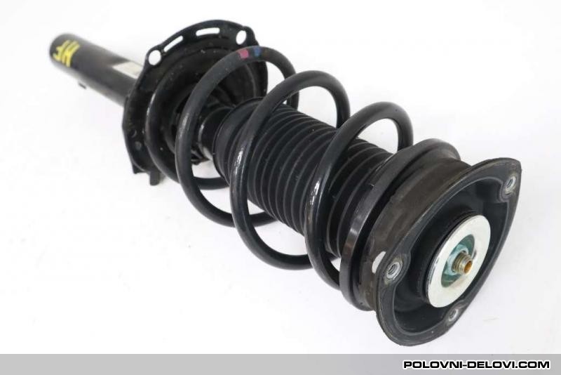 Volkswagen  Golf 7  Amortizeri I Opruge