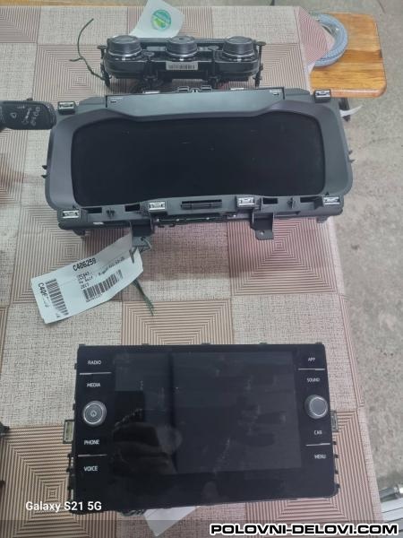 Volkswagen  Golf 7  Enterijer