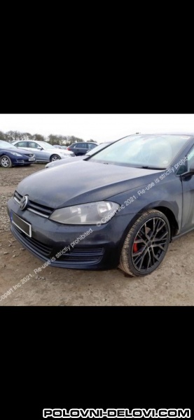 Volkswagen  Golf 7 LEVI RETROVIZOR Karoserija