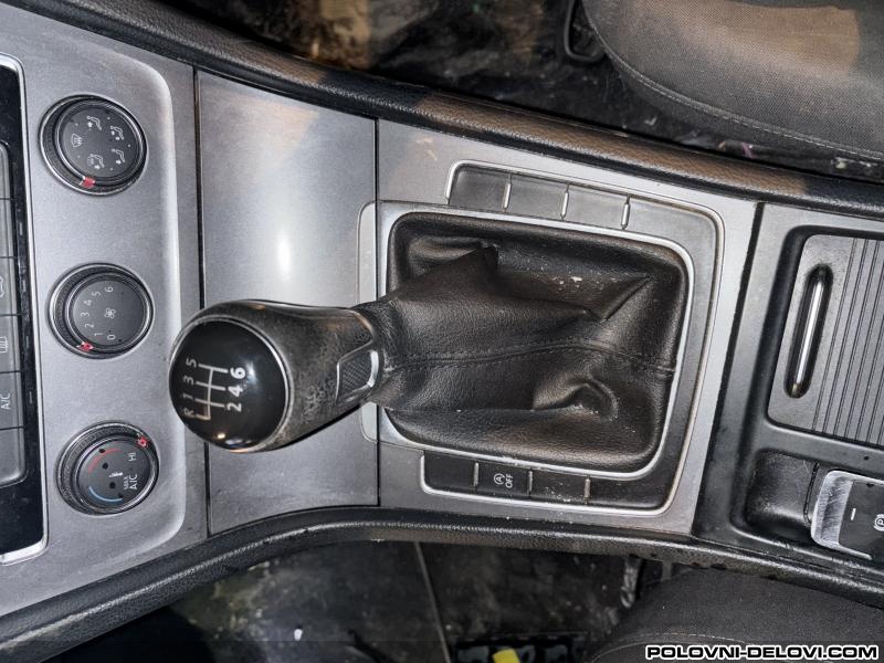 Volkswagen  Golf 7 Rucica Menjaca  Enterijer