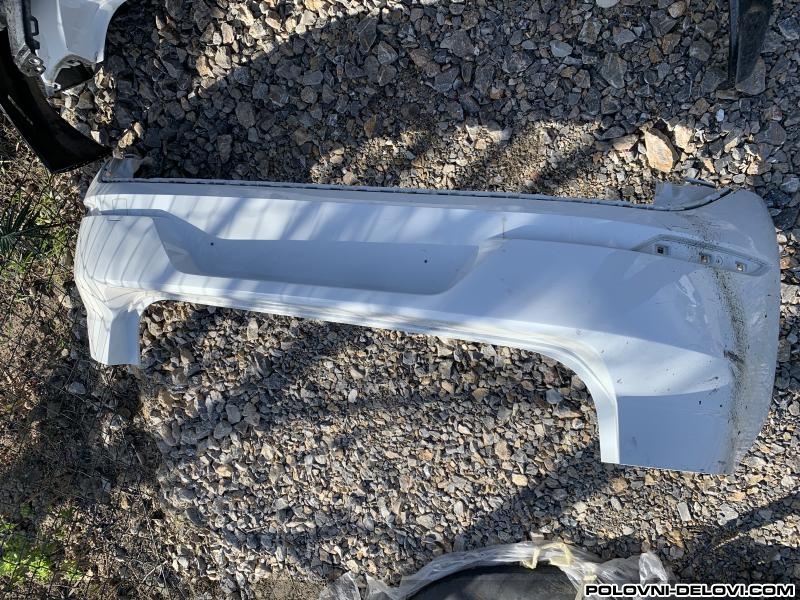 Volkswagen  Golf 7 Zadnji Branik Kompletan Auto U Delovima