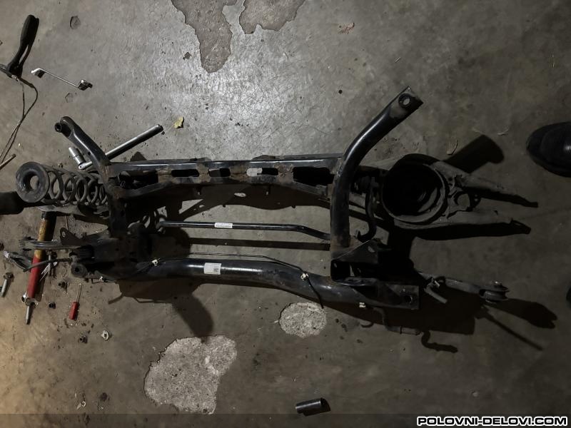 Volkswagen  Golf 7 Zadnji Most Trap I Vesanje