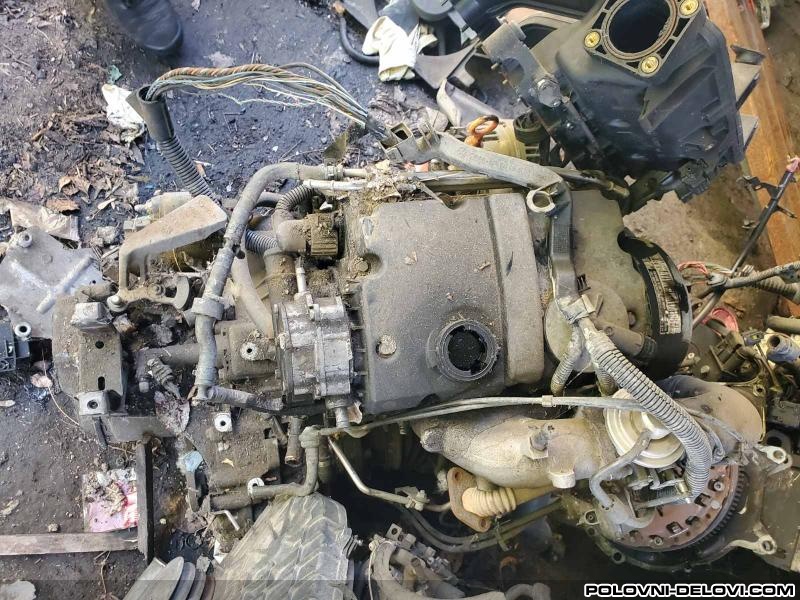 Volkswagen  Passat B5  Motor I Delovi Motora
