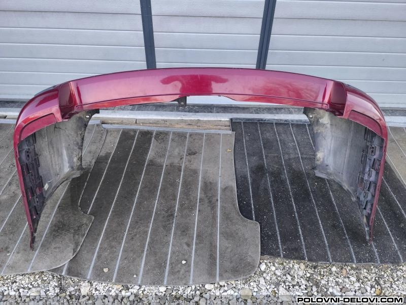 Volkswagen  Passat B5.5 Zadnji USA Branik Karoserija