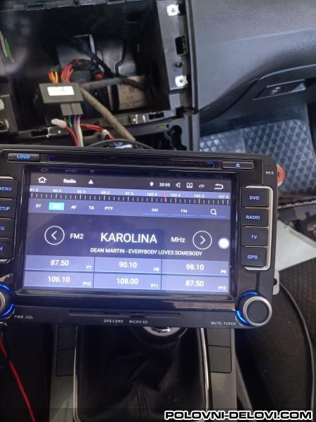 Volkswagen  Passat B6  Audio