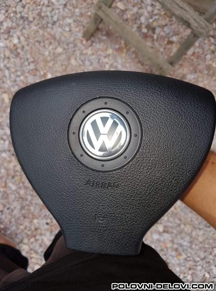 Volkswagen  Passat B6  Kompletan Auto U Delovima