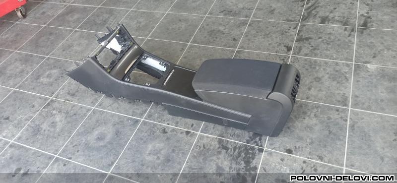 Volkswagen  Passat B6 Naslon Za Ruku Enterijer