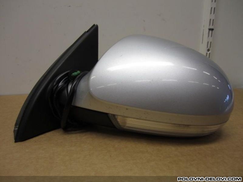 Volkswagen  Passat B6 Retrovizor Karoserija