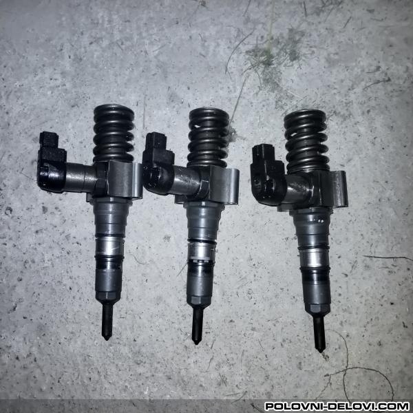 Volkswagen  Passat B6 TDI Motor I Delovi Motora
