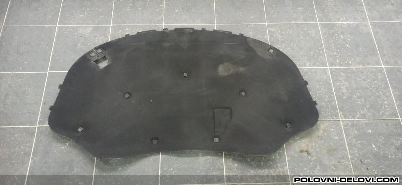 Volkswagen  Passat B6 Tapacir Haube Motor I Delovi Motora