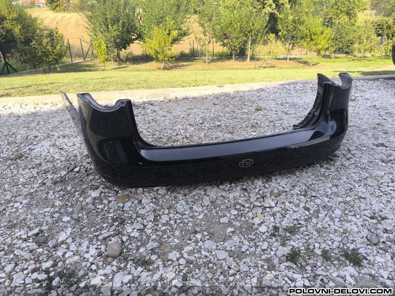 Volkswagen  Passat B6 Zadnji Branik Senzor Karoserija