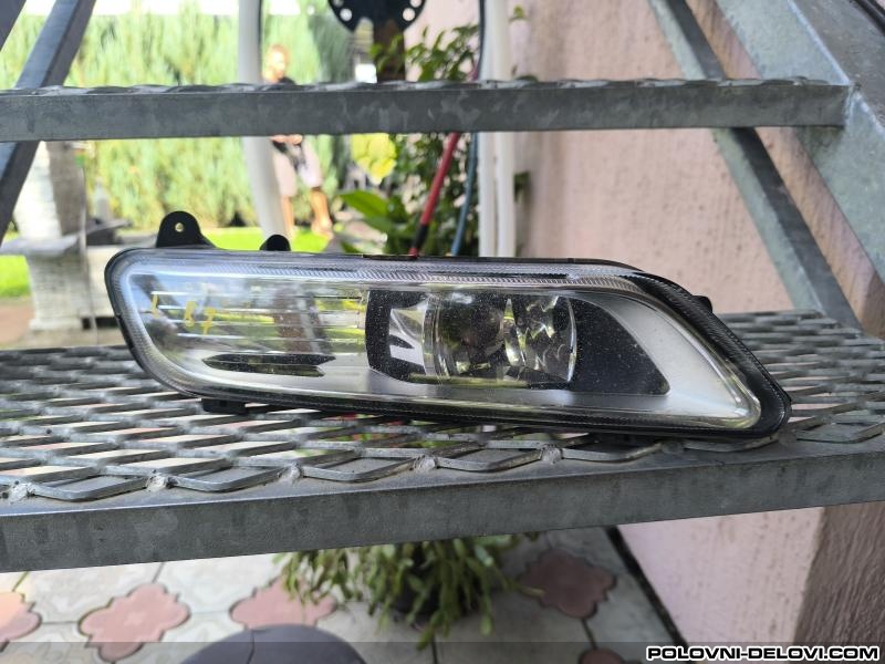 Volkswagen  Passat B7 Leva Maglenka Svetla I Signalizacija
