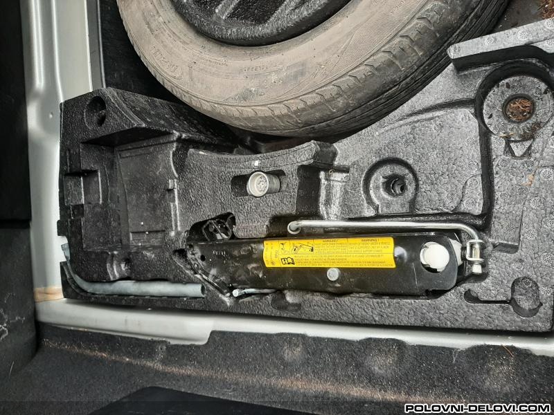 Volkswagen  Passat B7  Ostala Oprema