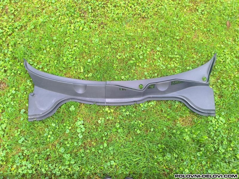 Volkswagen  Passat B7 Plastika Brisaca Karoserija