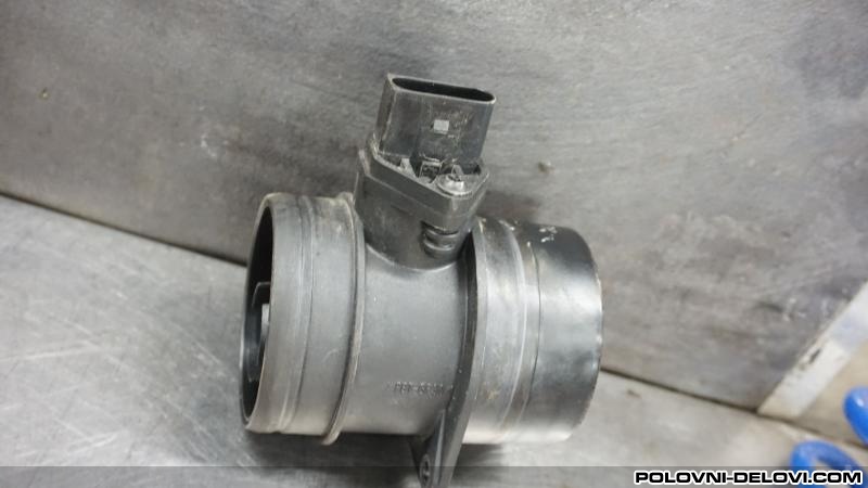 Volkswagen  Passat B7 Senzori Sonde  Motor I Delovi Motora