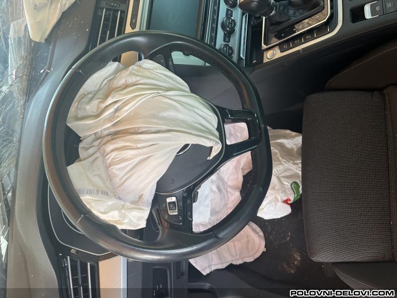 Volkswagen  Passat B8 Volan  Enterijer