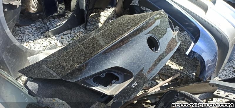 Volkswagen  Passat CC Gepek Vrata Karoserija