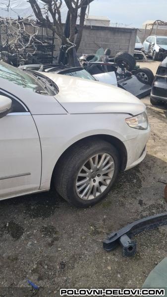 Volkswagen  Passat CC Krilo Desno Karoserija