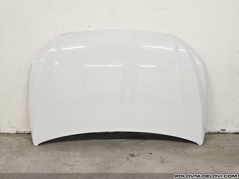Volkswagen  Polo 17-25 Hauba  Karoserija