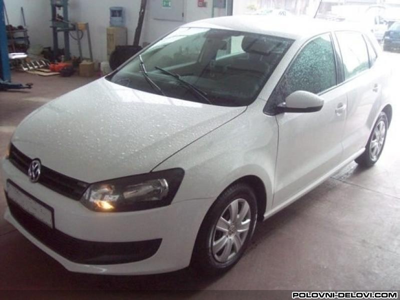 Volkswagen  Polo KOMPLET POVOLJNO Kompletan Auto U Delovima