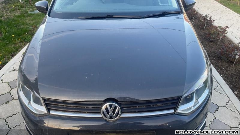 Volkswagen  Polo  Kompletan Auto U Delovima