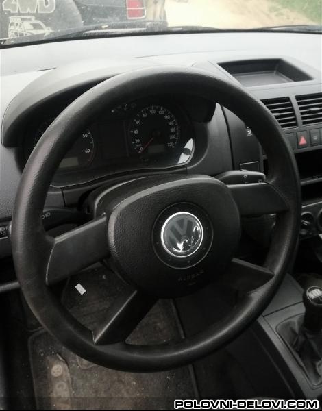 Volkswagen  Polo  Kompletan Auto U Delovima