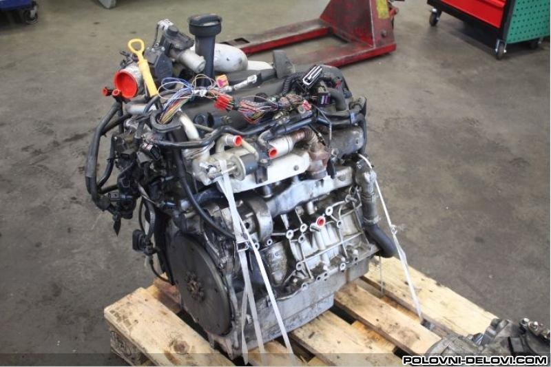 Volkswagen  T5  Motor I Delovi Motora