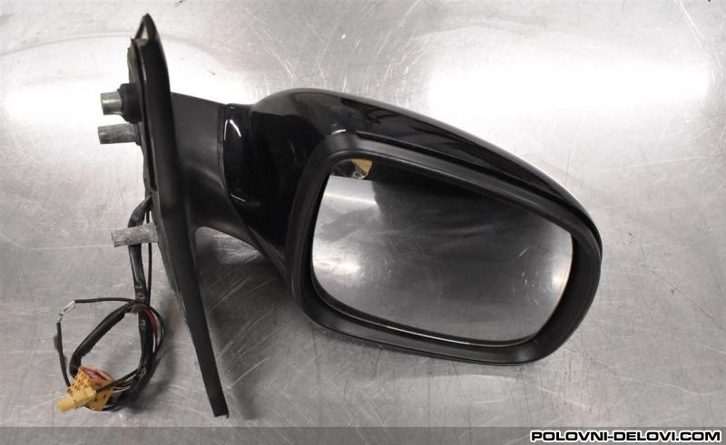 Volkswagen  T5 Retrovizor  Karoserija