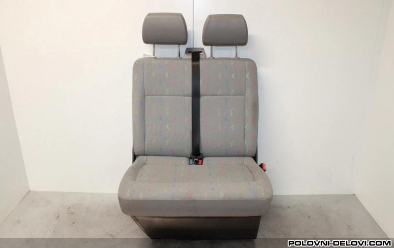 Volkswagen  T5 Sediste  Enterijer