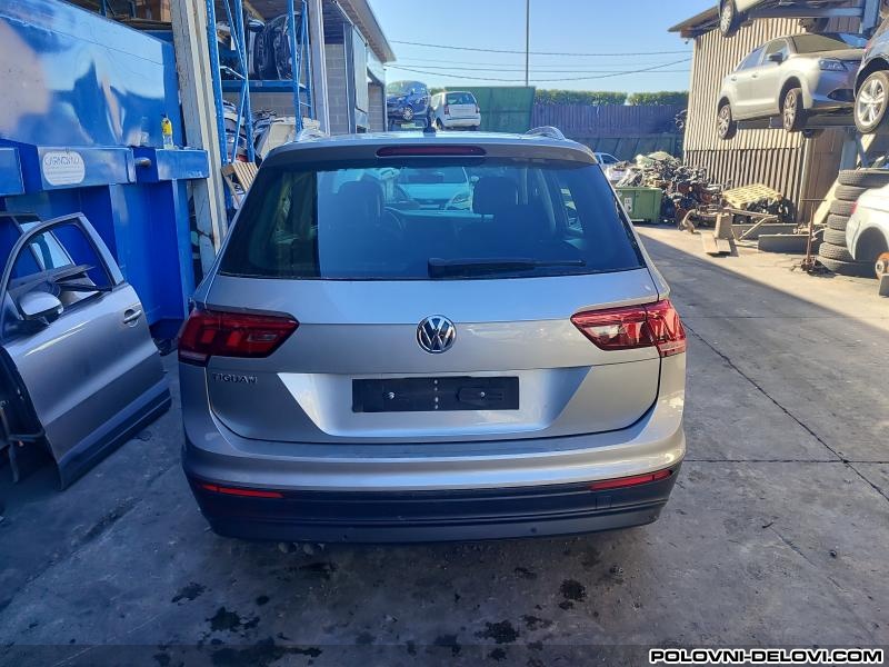 Volkswagen  Tiguan Branik.far.krilo Kompletan Auto U Delovima