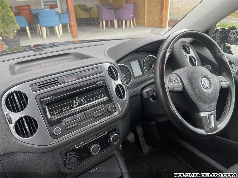 Volkswagen  Tiguan RADIO Enterijer