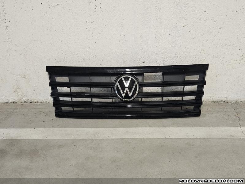 Volkswagen  Touareg 18-23 Maska Karoserija