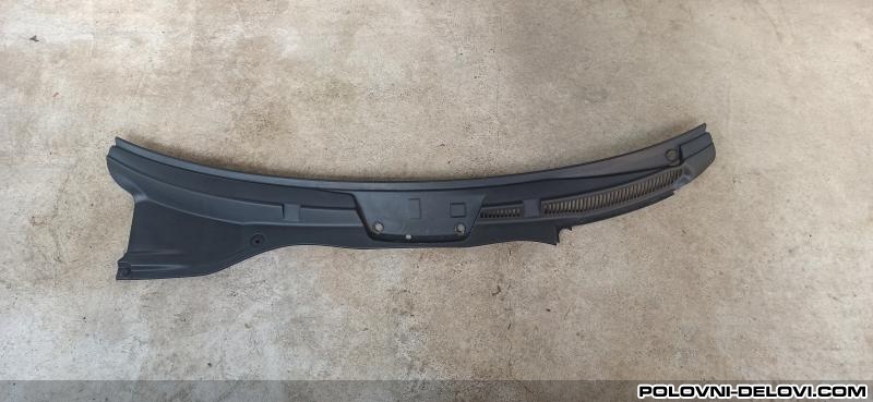 Volkswagen  Touareg Plastika Brisaca Karoserija