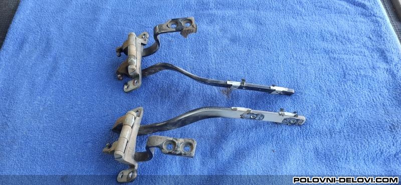 Volkswagen  Touareg Sarke Gepek Vrata Karoserija