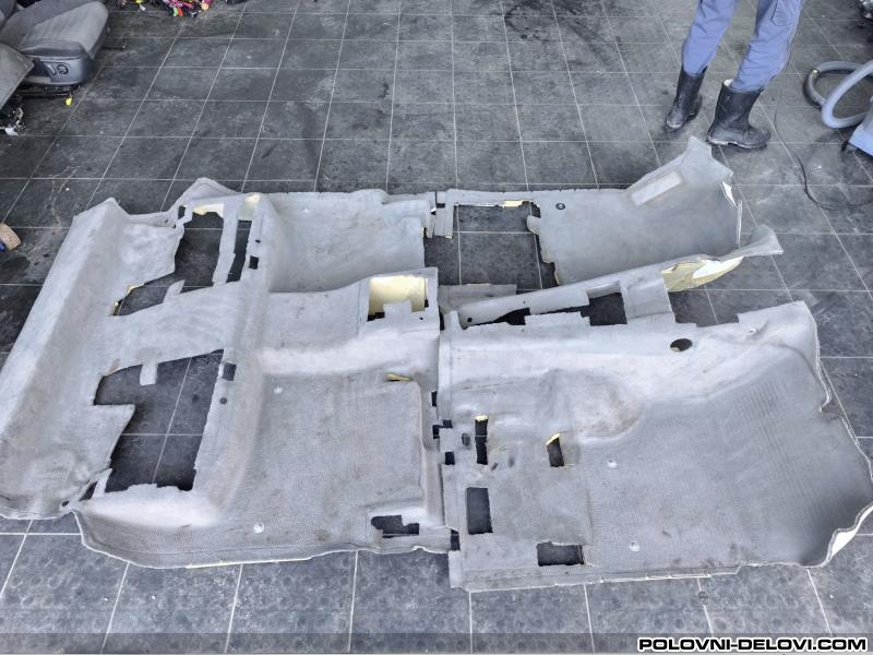 Volkswagen  Touareg Sivi Tepih Kabine Enterijer