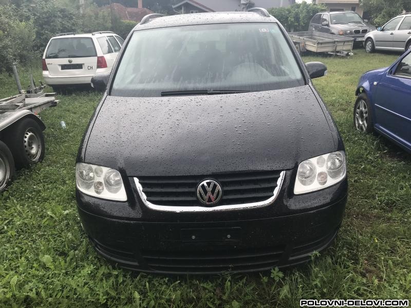 Volkswagen  Touran 1.6fsi 16v Kompletan Auto U Delovima