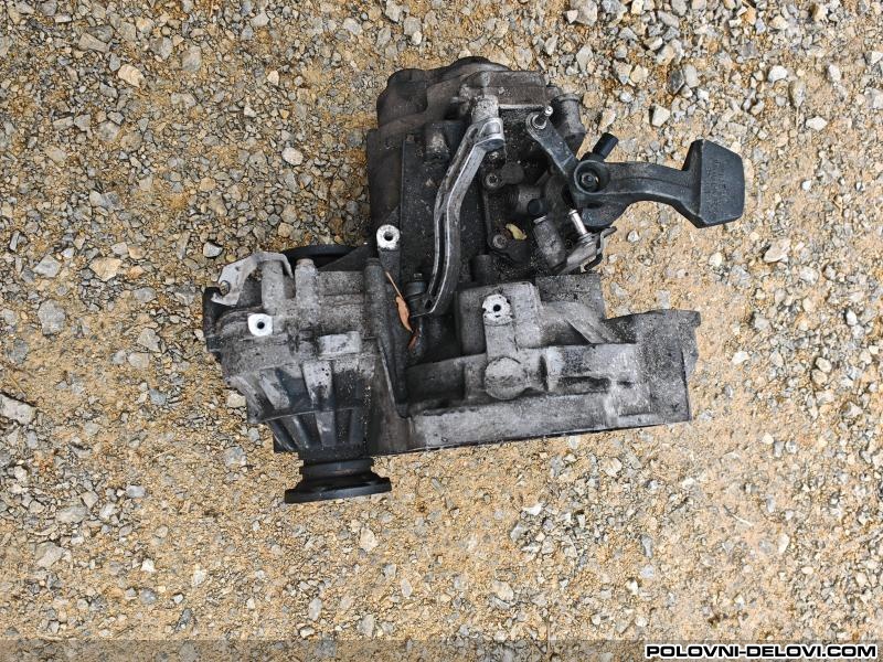 Volkswagen  Touran 1.9 Tdi 6 Brz Menjac Kompletan Auto U Delovima