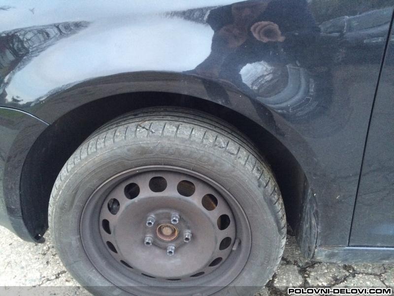 Volkswagen  Touran 2.0 Tdi 8v I 16 V Kompletan Auto U Delovima