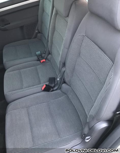 Volkswagen  Touran  Enterijer