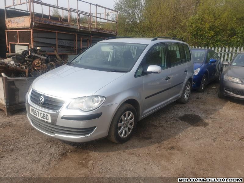 Volkswagen  Touran Kompletan Auto  Kompletan Auto U Delovima