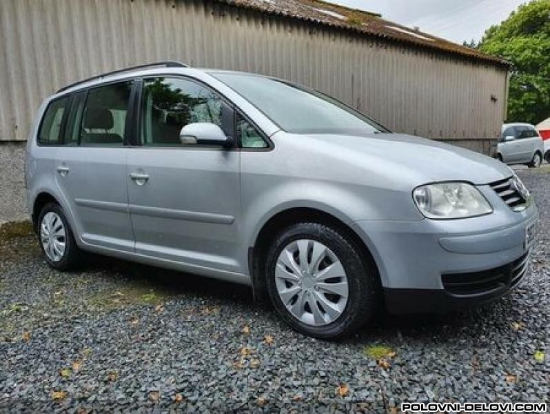 Volkswagen Touran Kompletan Auto U Delovima