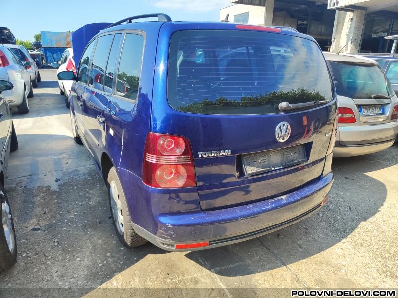 Volkswagen  Touran  Kompletan Auto U Delovima