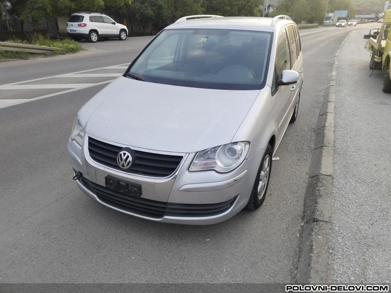 Volkswagen  Touran  Kompletan Auto U Delovima
