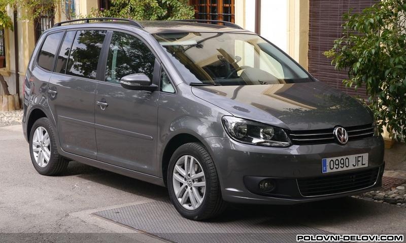 Volkswagen  Touran  Kompletan Auto U Delovima